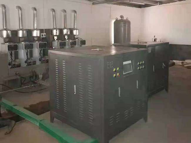 主機房